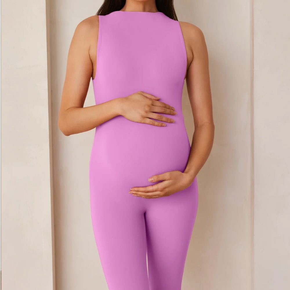 Nwt gia bumpsuit super cute maternity